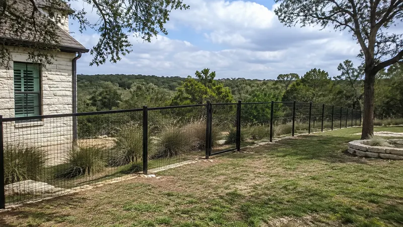 Custom fence installation in Spring Branch, TX by CJK Landscaping – project photo 4